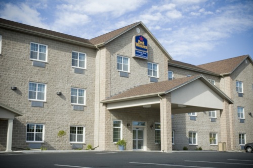 Best Western Inn At The Meadow 001